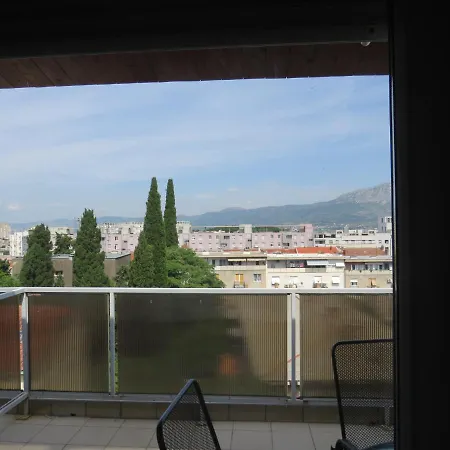 Ante Apartment